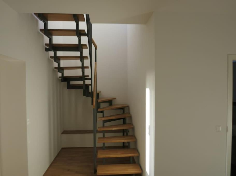 Apartmán Loft Mit 2 Terrassen - Ruhig&Sonnig Lipsko Exteriér fotografie